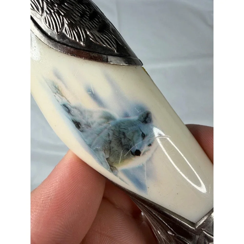 Wolf Pack Decorative Collector Knife with Wolf Head Pommel & Winter Scene Sheath